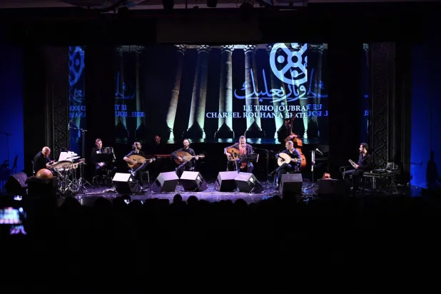 شربل روحانا يعزف مع الثلاثي جبران في مهرجانات بعلبك