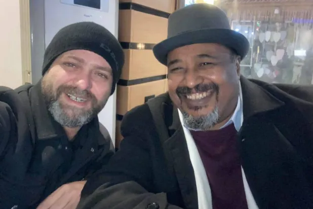 أحمد مرزوق ومحمد قماح ({الشرق الأوسط})