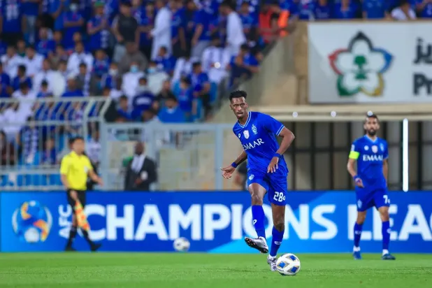 محمد كنو لاعب وسط الهلال (الشرق الأوسط)