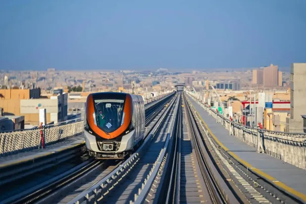 «قطار الرياض» ينطلق نحو وجهات جديدة عبر المسار البرتقالي (واس)