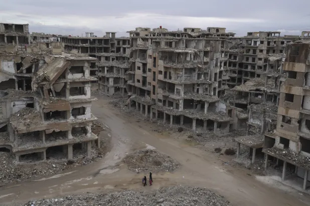 جانب من الدمار في مدينة داريا قرب العاصمة دمشق (أ.ب)