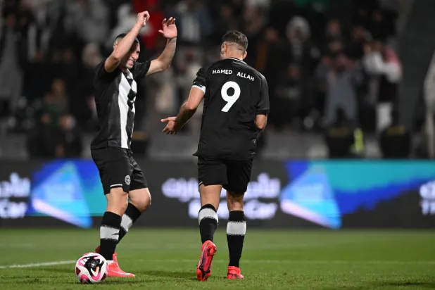 فرحة شبابية تكررت مرتين في اللقاء (تصوير: عبد الرحمن السالم)