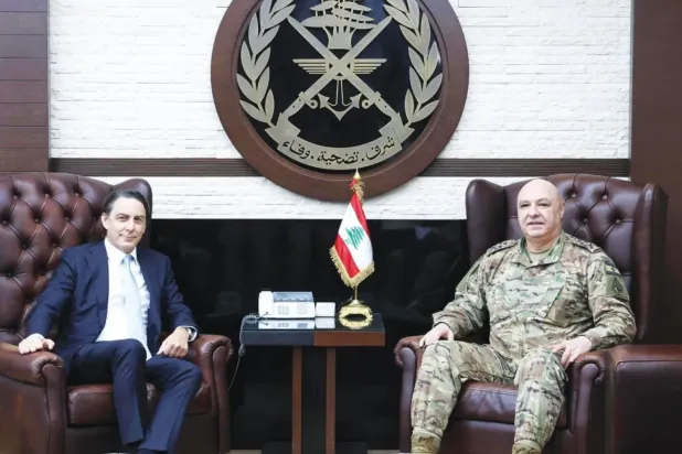 ABD elçisi Amos Hockstein Lübnan Ordu Komutanı General Joseph Aoun ile görüştü (AFP)