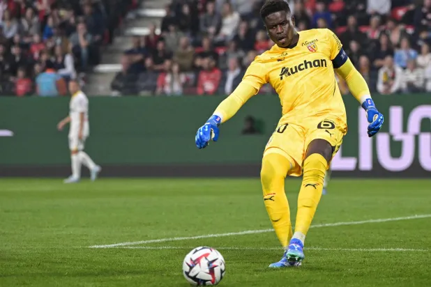 بريس سامبا (أ.ف.ب)