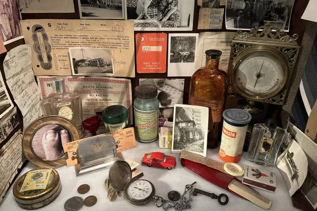 ذاكرة إسطنبول المعاصرة ورواية أورهان باموك الشهيرة في متحف واحد في إسطنبول (الشرق الأوسط)