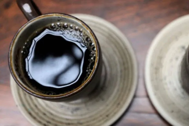 فنجان من القهوة السوداء (أرشيفية - رويترز)