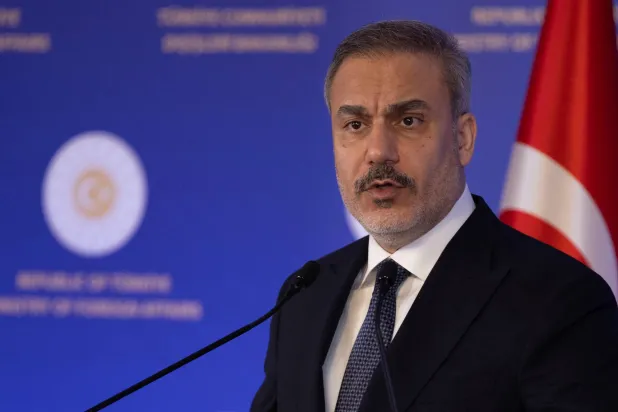 وزير الخارجية التركي هاكان فيدان في إسطنبول (رويترز) 