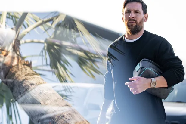 ميسي في طريقه إلى التدريبات (نادي إنتر ميامي)