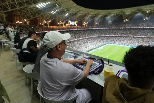 مجموعة «stc» تمكّن المكفوفين من عيش أجواء كرة القدم