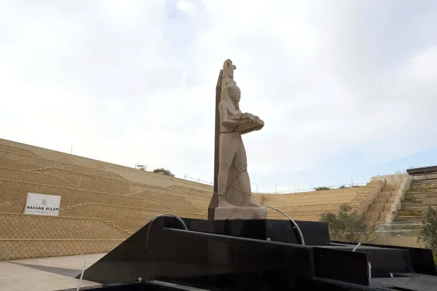 تصميم المتحف الكبير في بعض مساحاته بمجال مفتوح على المنطقة المحيطة (رئاسة الوزراء)