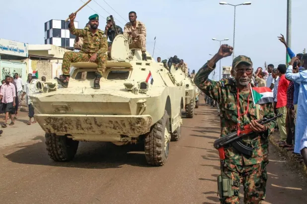 Sudan ordusu askerî geçit töreninde (Arşiv- AFP)