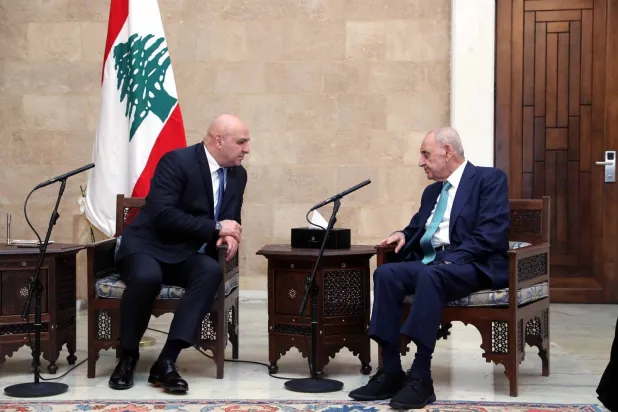 رئيسا الجمهورية جوزيف عون والبرلمان نبيه بري خلال لقائهما في بعبدا أمس (إكس)