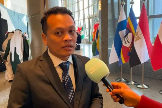 وزير الموارد الطبيعية والبيئة والتغير المناخي الماليزي نظمي أحمد في «مؤتمر التعدين» بالرياض (الشرق الأوسط)