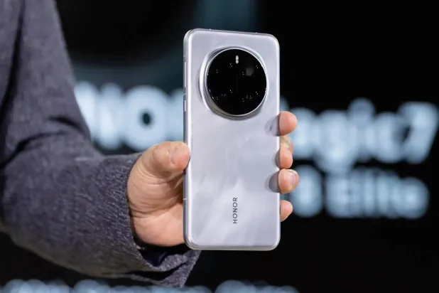 مزايا متقدمة للذكاء الاصطناعي على جميع المستويات