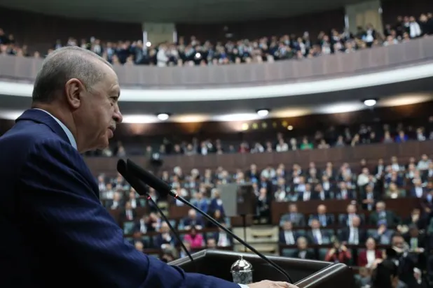 إردوغان متحدثاً خلال اجتماع المجموعة البرلمانية لحزب «العدالة والتنمية» الحاكم الأربعاء (الرئاسة التركية)