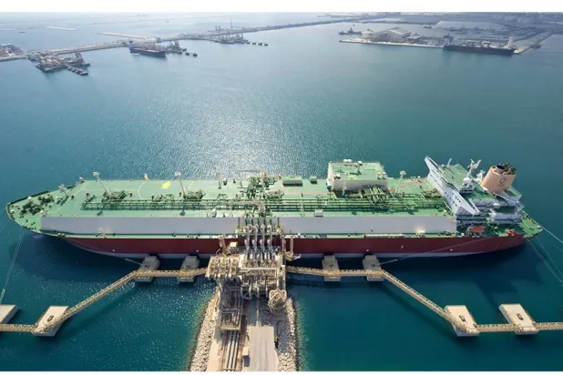 ناقلة تابعة لـ«قطر للطاقة» (الشركة)