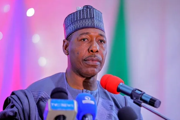 حاكم ولاية بورنو حذر المزارعين من التعامل مع الإرهابيين (صحافة محلية)