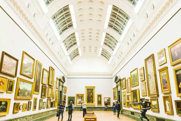 المتحف الفني "تيت بريتن" بلندن