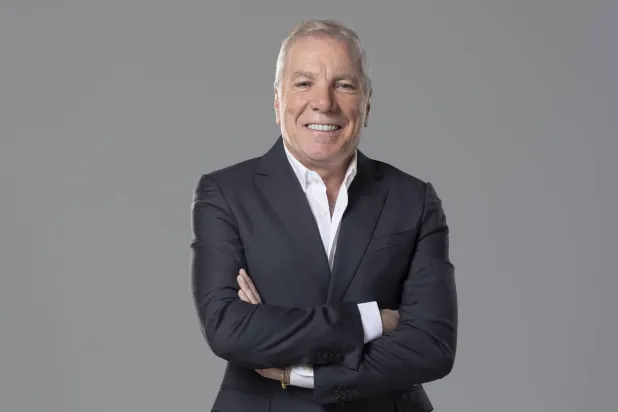 مدير القنوات في «MBC» علي جابر يروي لـ«الشرق الأوسط» تفاصيل عودته من المرض والغيبوبة (علي جابر)