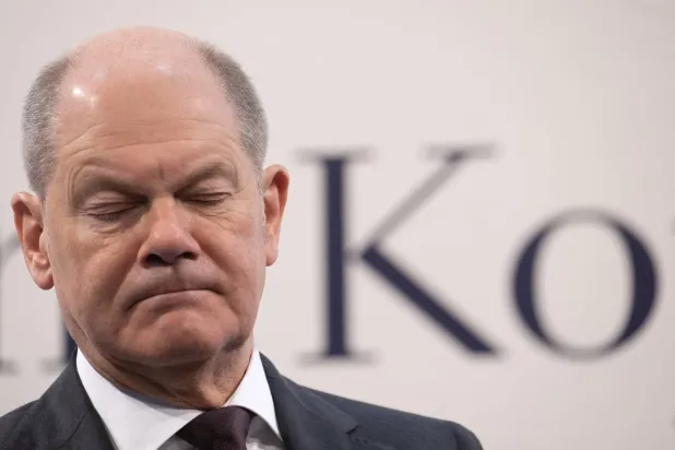 المستشار الألماني أولاف شولتس الذي يغادر منصبه بعد الانتخابات القادمة في 23 فبراير المقبل (د.ب.أ)