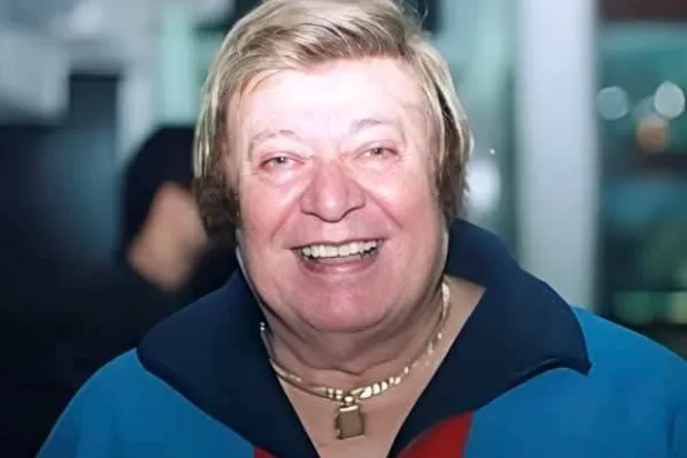 ميمي الشربيني  (متداولة على «إكس»)