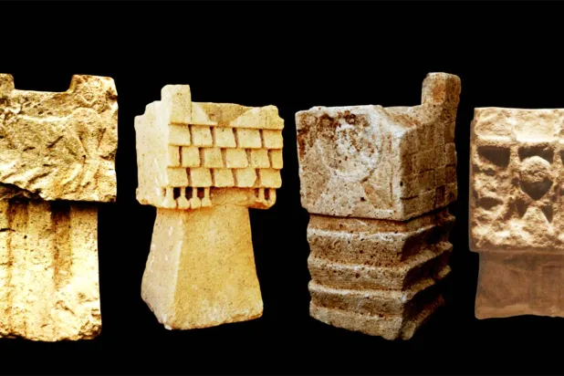 أربع مجامر موقع سمهرم في سلطنة عُمان