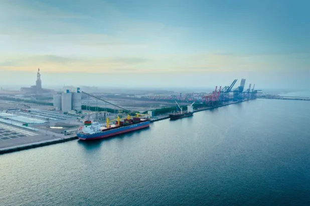 مجموعة «أسياد» تعلن نيتها طرح أسهم وحدتها للنقل البحري ببورصة مسقط (وكالة الأنباء العمانية)