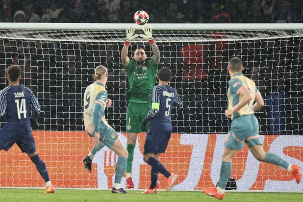 جيانلويجي دوناروما (إ.ب.أ)