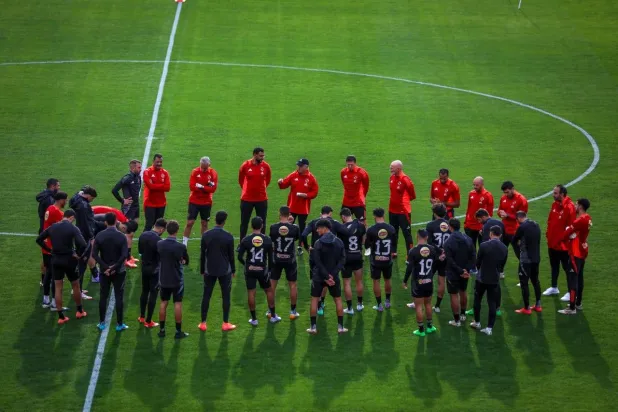 الأهلي يستعد بقوة لمواجهة بيراميدز المتصدر (النادي الأهلي)