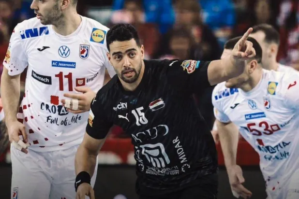 أحمد هشام «دودو» لاعب منتخب مصر لكرة اليد (الاتحاد المصري لكرة اليد)