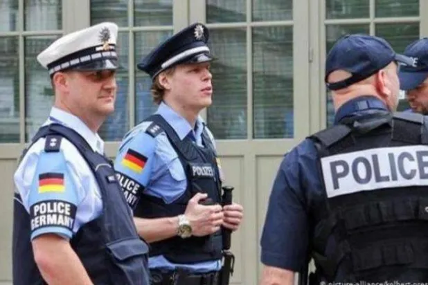 عناصر من الشرطة الألمانية (أرشيفية)