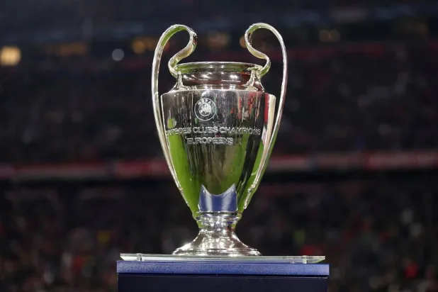 تُقام قرعة الملحق المؤهل إلى ثُمن نهائي دوري أبطال أوروبا في كرة القدم الجمعة (رويترز)