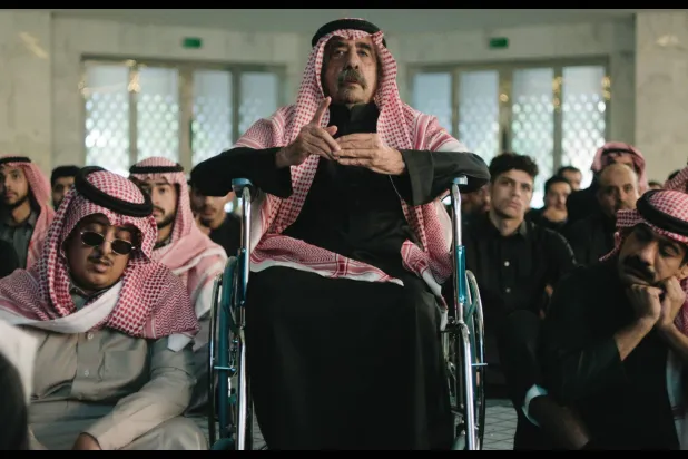 محمد الطويان في تجربته السينمائية الوحيدة «مندوب الليل»