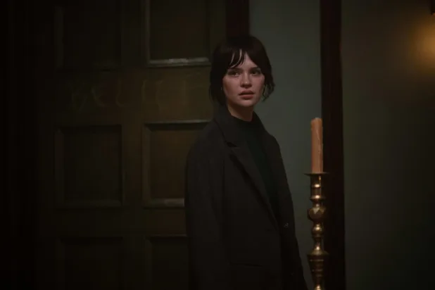 Geçen yıl gösterime giren Sapkın'da (Heretic) Hugh Grant'le birlikte rol alan 24 yaşındaki Sophie Thatcher, misyoner bir genç kadını canlandırmıştı (Warner Bros)