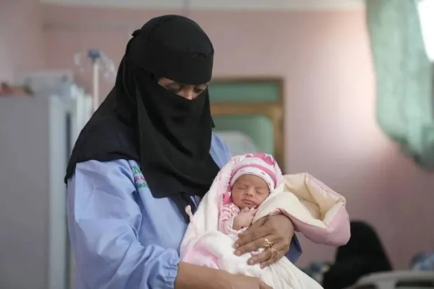 11,000 Yemenis have benefited from reproductive health services supported by UNFPA. (UN)