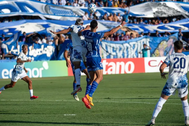 المباراة توقفت قبل انطلاق الشوط الثاني مباشرة (نادي جودوي كروز)