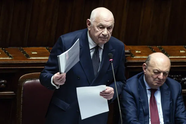 وزير العدل الإيطالي كارلو نورديو (إ.ب.أ)