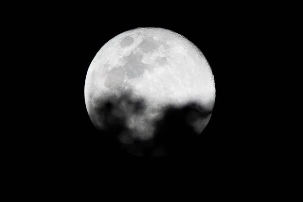 القمر (إ.ب.أ)