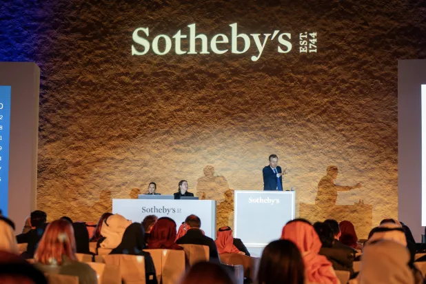 جانب من مزاد «أصول» لدار سوذبيز في الرياض (سوذبيز)