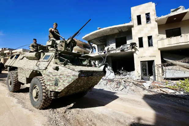 الجيش اللبناني ينتشر في البلدات الجنوبية (إ.ب.أ)