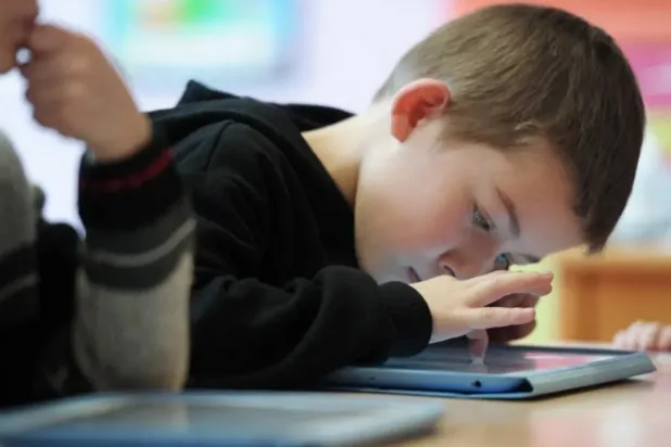 العدسات حدت بشكل كبير من الاستطالة غير الطبيعية للعينين (أرشيفية - أ.ف.ب)