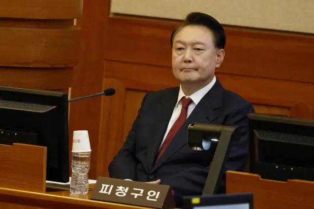 الرئيس الكوري الجنوبي الموقوف عن العمل يون سوك يول (رويترز)