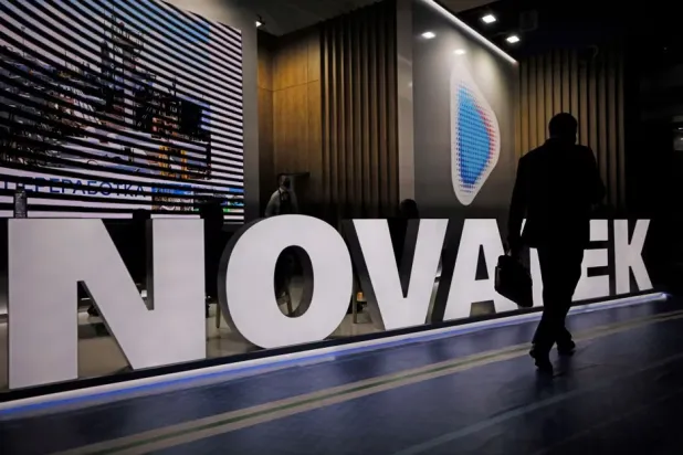 جناح شركة «نوفاتك» خلال المنتدى الدولي لأسبوع الطاقة الروسي في موسكو (رويترز)