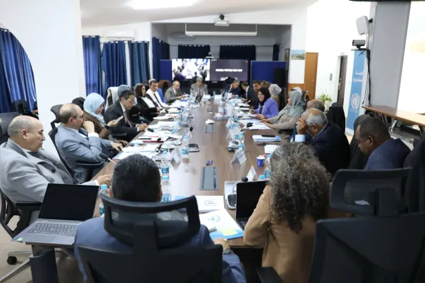 من فعاليات الاجتماع السابق لـ«اللجنة الاستشارية» في مقر البعثة الأممية بطرابلس (البعثة الأممية)