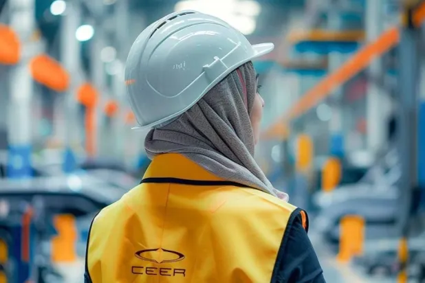 An engineer at Ceer (company website)