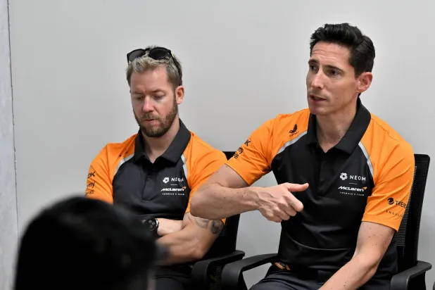 جانب من المؤتمر الصحافي الذي أقيم لفريق ماكلارين نيوم (الشرق الأوسط) 