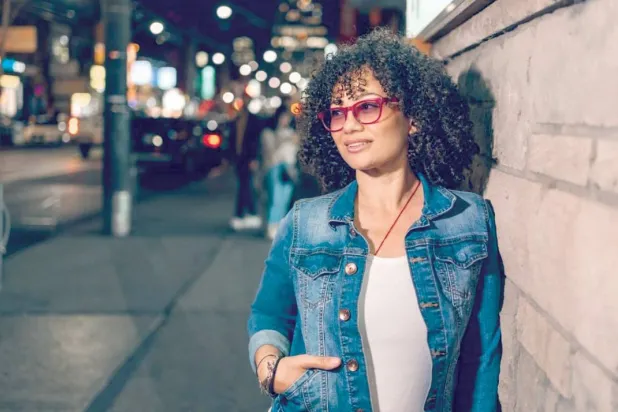 تفضل ليال إقامة حفلات موسيقية لعرض أعمالها بمصاحبة الأوركسترا  ({الشرق الأوسط})