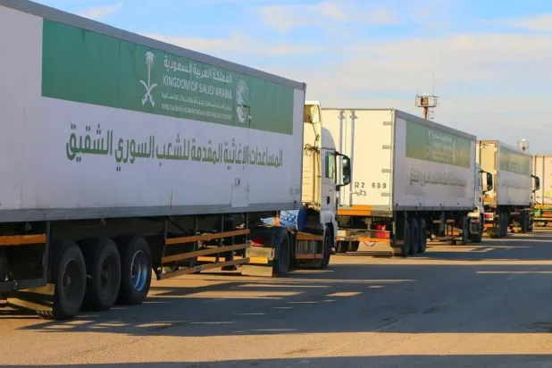 Suudi yardım konvoyları dün Suriye'deki Nassib sınır kapısına akın etti (SPA)