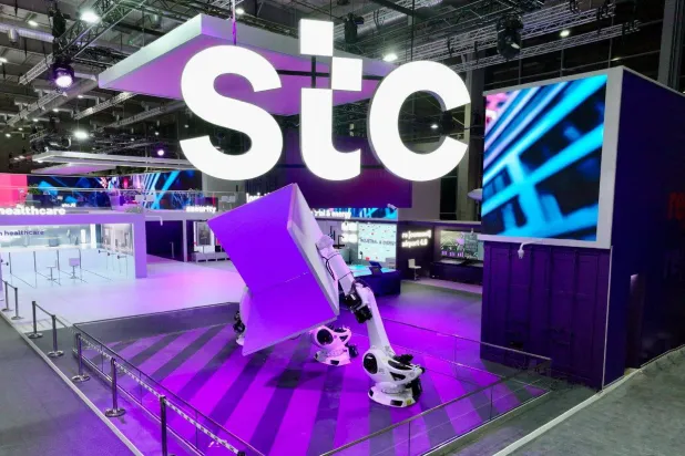 مجموعة stc تسجل إنجازاً عالمياً في تطوير برمجيات الشرائح الإلكترونية 