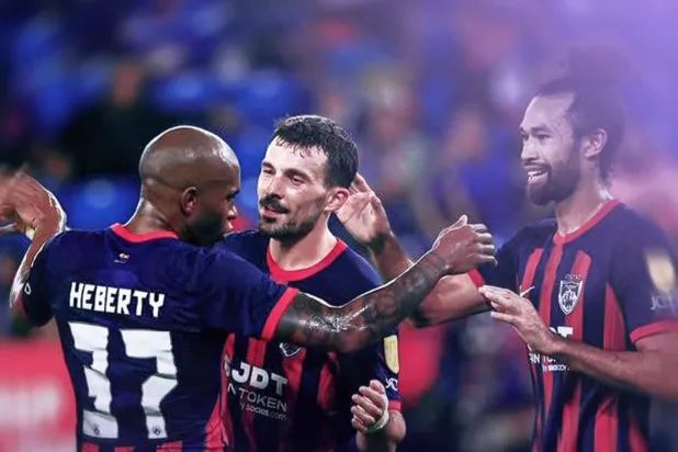 فرحة لاعبي جوهور دار التعظيم الماليزي (الاتحاد الآسيوي)